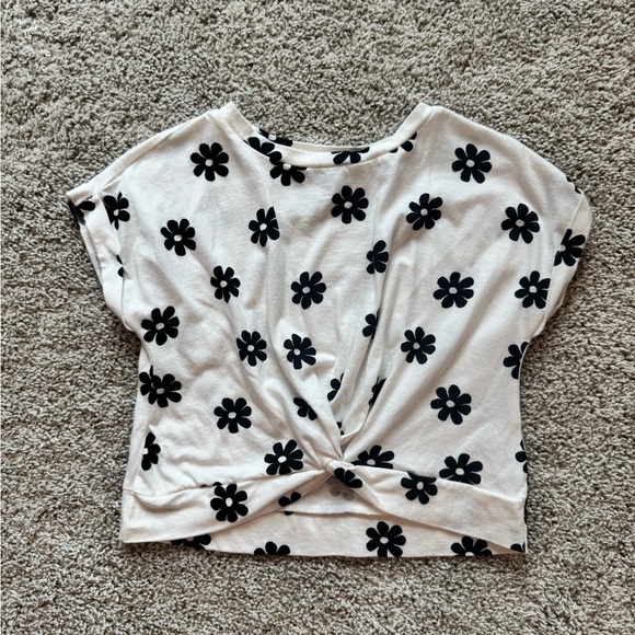 Old Navy Girls tie front tops Striped and Floral Tees bundle of 3 size Small 6/7 - Picture 12 of 16